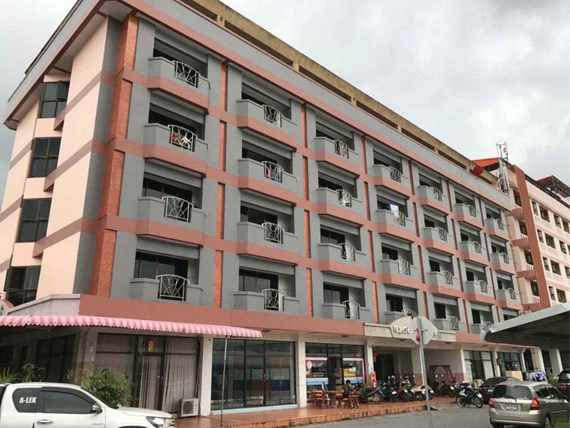 Kritsadanakorn Mansion Apartment Hat Yai Exterior photo